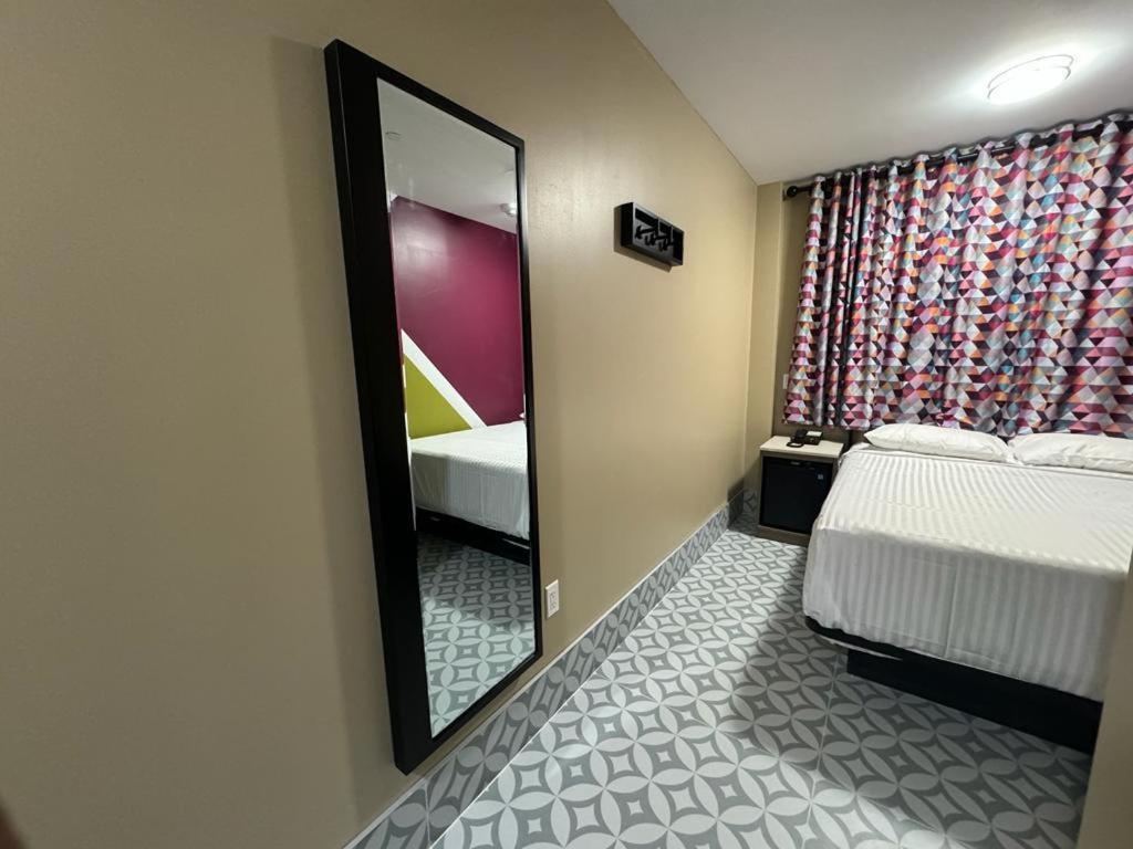 Moon Hotel Brooklyn New York Dış mekan fotoğraf